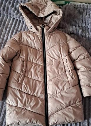 Очень тёплая зимняя курточка