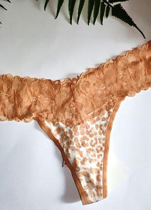 Хлопковые стринги с кружевом  victoria's secret оригинал