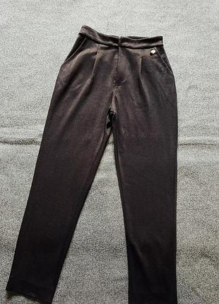 Брючки жіночі