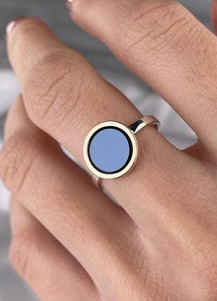 Кольцо серебряное с золотом и ониксом