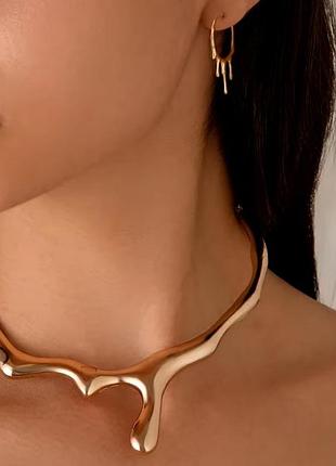 Стильное чокер колье "текущий металл"