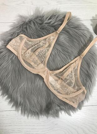 Тоненький бюстик з сіточки