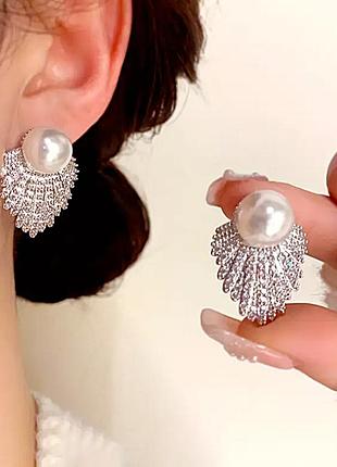 Сережки бижутерия серебристые с бусиной