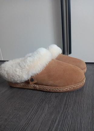 Женские зимние тапочки