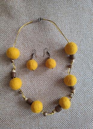 Бусы и серьги из шерсти, бусы из шерсти, ручная работа