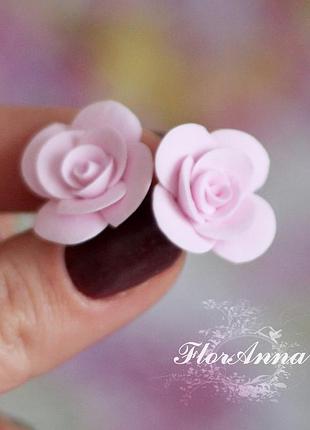 Серьги гвоздики ручной работы "розовые розочки"