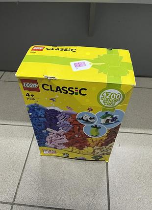 Блоковий конструктор lego кубики для творчества (11016) новый! мятая коробка и отклеены стикеры лего