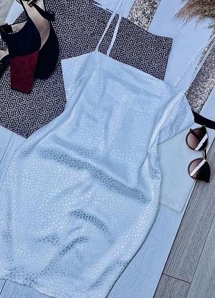 Біла сукня s плаття комбінація сатинова сукня на тонких бретельках святкова сукня