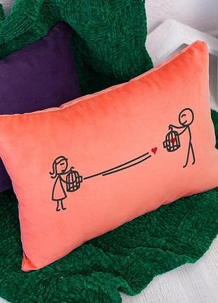 Сувенирная подушка с надписью для влюбленных сердце в ловушке флок персиковый