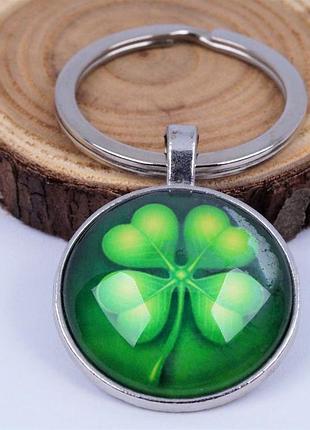 Брелок для ключей "клевер".