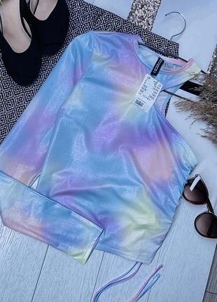 Нова коротка блуза xs s блуза блискуча блуза на один рукав блузка з зав’язкою