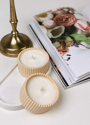 Набір ароматичних соєвих свічок в гіпсових кашпо sky на підставці aphrodisiac