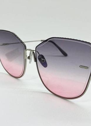 Женские солнцезащитные очки бабочки в тонкой серебристой оправе с серо-розовыми линзами градиент