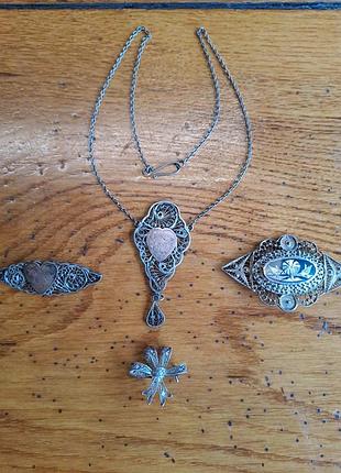 Філігрань брошка срібло. бантик не срібло в хорошому стані