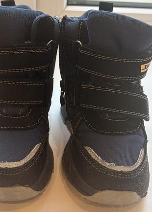 Зимові черевики на хлопчика