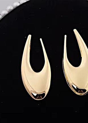 Сережки акцентная бижутерия золотого цвета