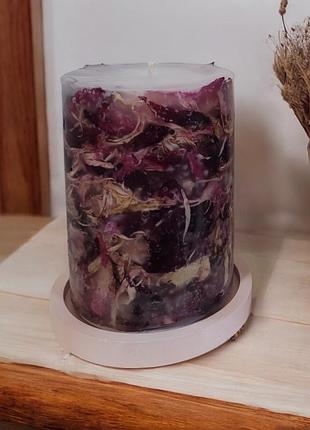 Свеча-цилиндр с пионами – 35 часов горения, с ароматом апельсин