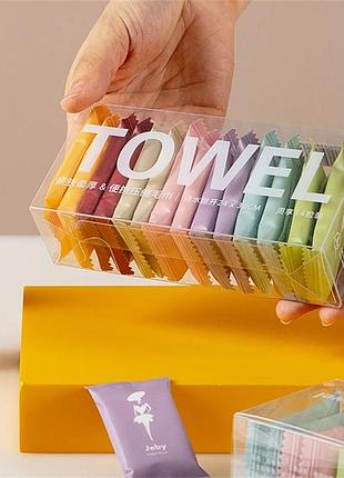 Набір із 14 одноразових рушників 30*24 см