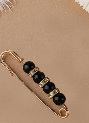 Брошь-булавка с черным жемчугом золотистая 7.5 см