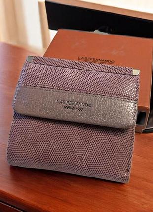 Гаманець жіночий шкіряний маленький на кнопці з відділом для монет lasefernando 10х10 см пудровий