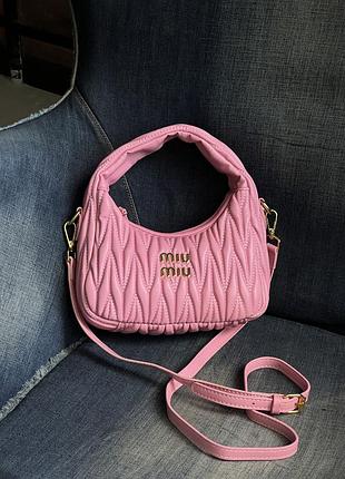 Брендовая женская багетная из кожи миу миу городская кожаная сумочка багет miu miu сумка для девушки через плечо розовый