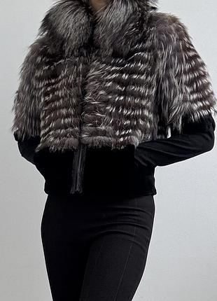 Вкорочена куртка-шубка з чорнобурки
