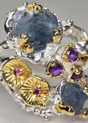 Серебряное кольцо ручной работы с натуральными необработанными синими сапфирами, гранатами и аметистами, разме