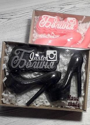 Подарочный набор сувенирного мыла insta-богиня и туфли мыло ручной работы