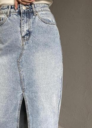 Джинсова спідниця міді з розрізом кишенями юбка