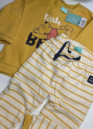 Костюм від disney