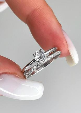 Кольцо серебряное с фианитами