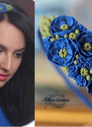 Обруч с цветами ручной работы из полимерной глины "синие маки"