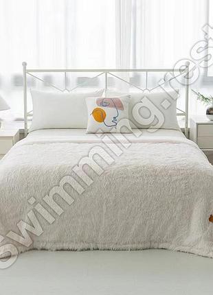 Меховой плед покрывало травка на овчине евро 220x240 см молочный в подарочной сумке