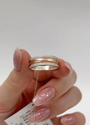 Серебряное кольцо с золотом и фианитами