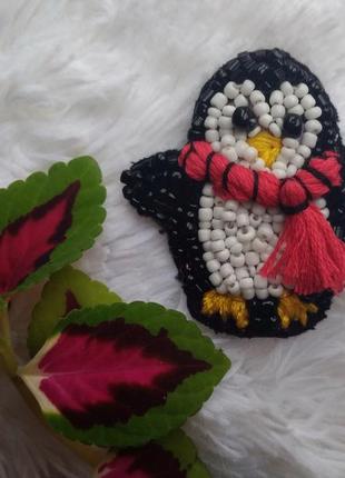 Брошка з бісеру (пінгвін)