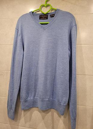 Голубо серый свитер