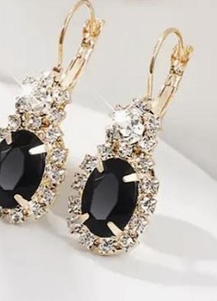 Серьги с черным фианитом "малый овал в цирконах"