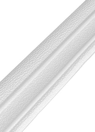 Плінтус рр самоклеючий 2300х70х4мм білий (d) sw-00001829