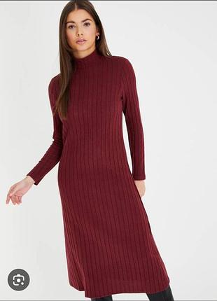 Платье миди под горло в рубчик
