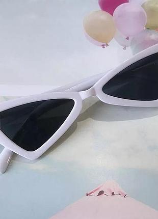 Детские треугольные стильные очки солнцезащитные белый