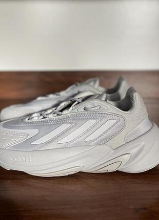 Кросівки жіночі adidas ozelia