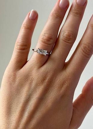 Кольцо серебряное сияние, на выбор: розовый, голубой, прозрачный фианит, серебро 925 пробы, размер 15.5-18.5 прозорий