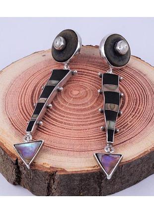 Серьги-подвески гвоздики "гаузария" авторской работы с натуральными камнями.