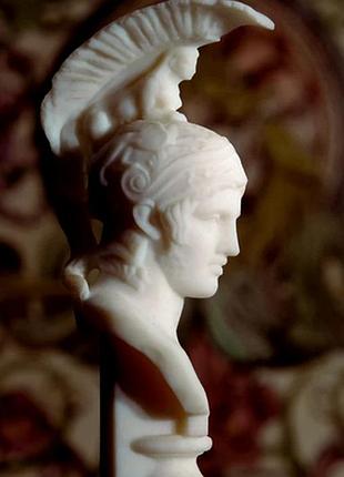 Статуя ареса