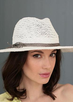 Молодёжная шляпа средние поля из соломки поля 10 см размер 55-59