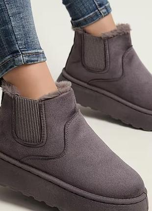 Уггі на платформі 39р