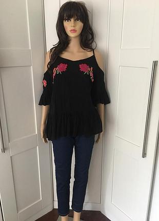 Блуза,р48-50🖤🖤🖤