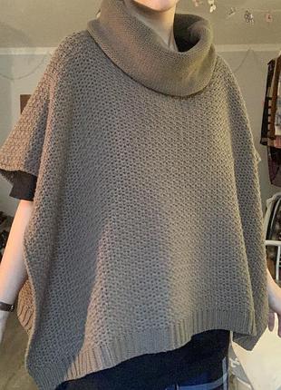 Пончо коричневе,  s / l, теплий, приємний на дотик