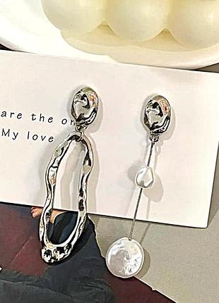 Стильні жіночі сережки біжутерія