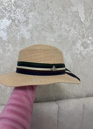 Капелюх пудровий